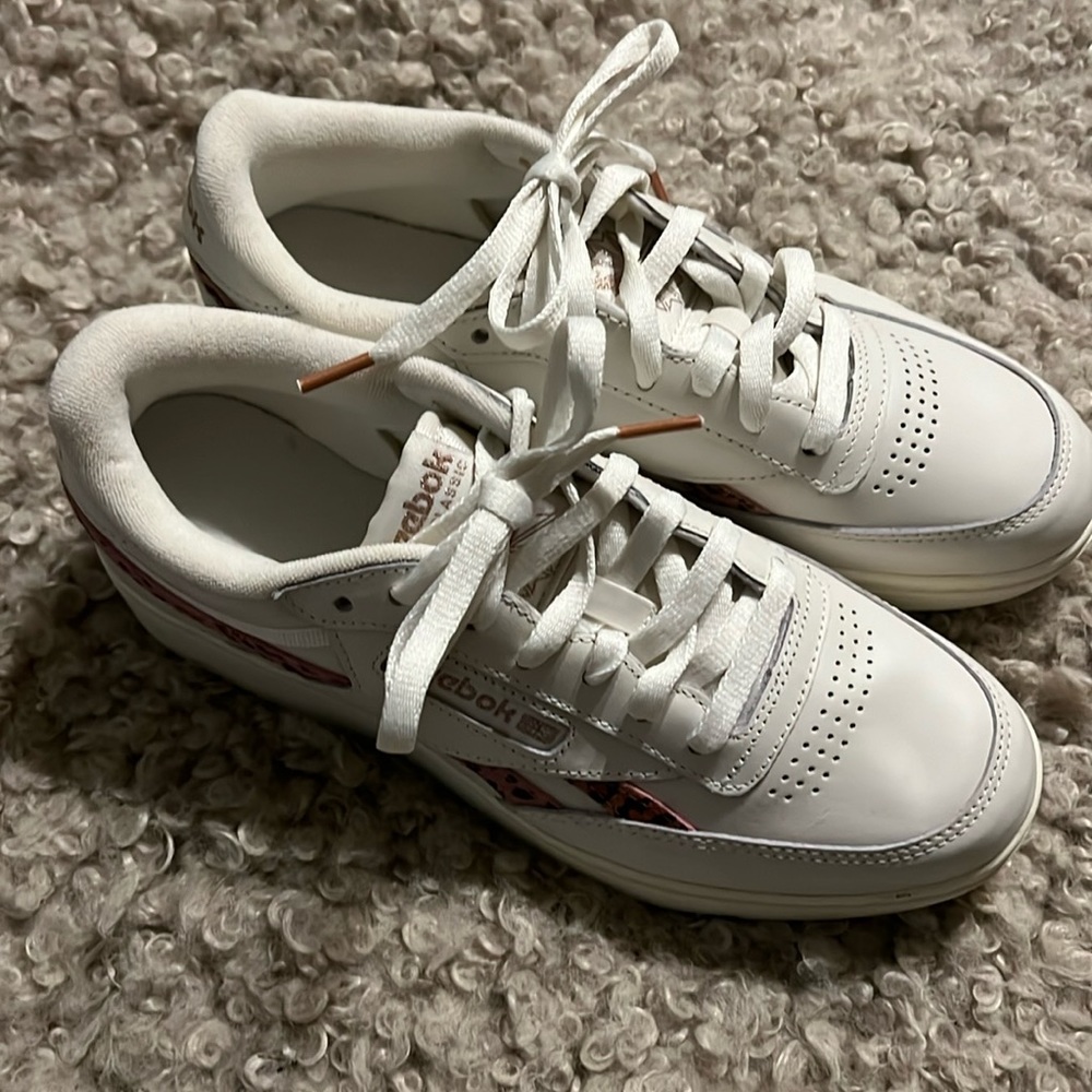Reebok Women's White Leather Low-Top Sneakers with Pink Accent